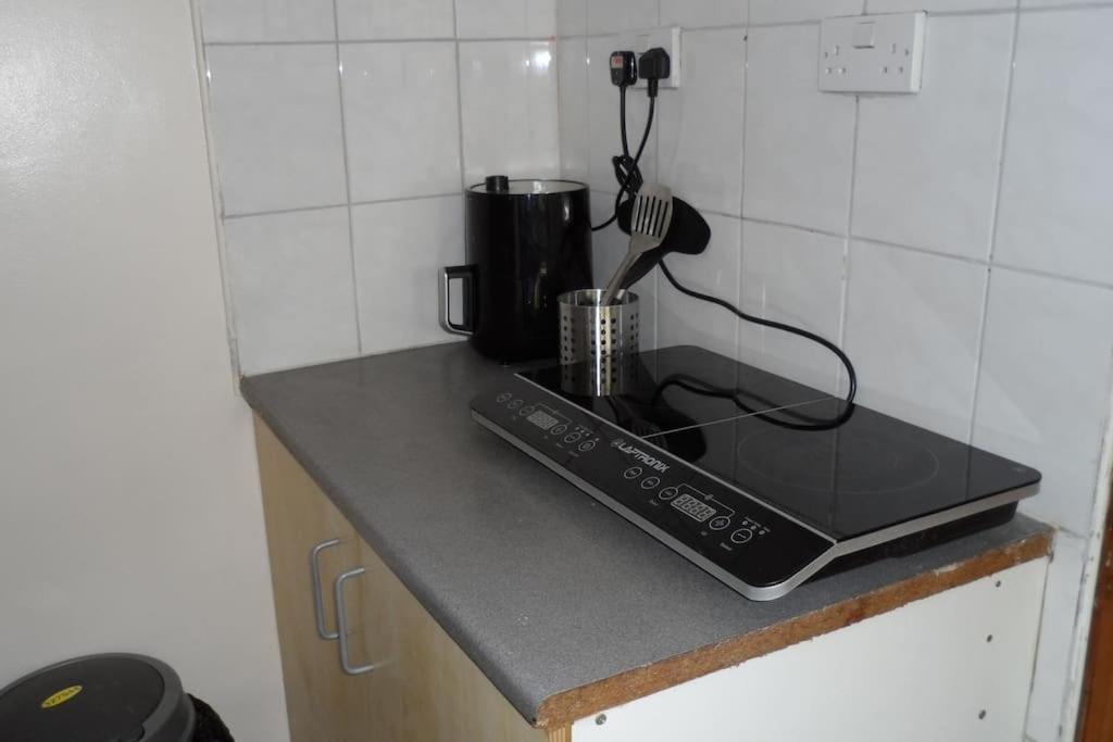 Bubblesbnb, 1 Bedroom Flat London Eksteriør billede